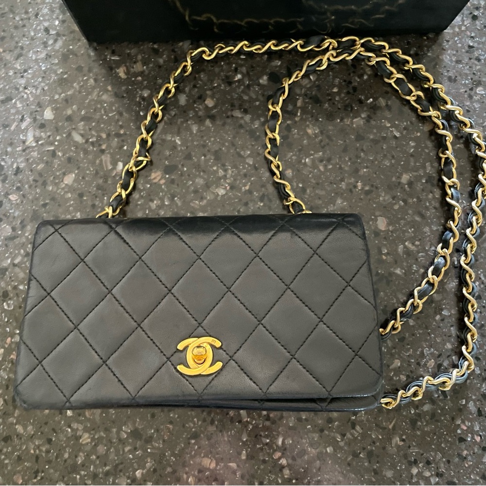 Authentic Vintage Chanel handbag